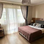 Δωμάτια σε οικογενειακή κατοικία Goscinne Pod Lipa *