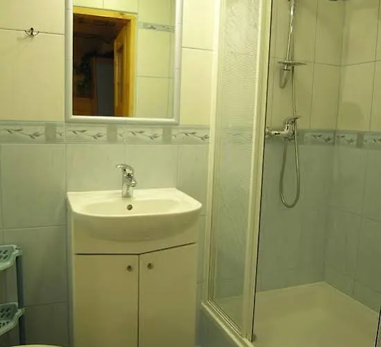 Goscinne Pod Lipa منزل للإقامة *