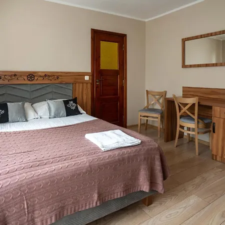 Goscinne Pod Lipa Homestay *